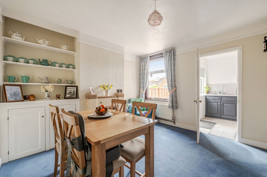 Property photo 3 of 16