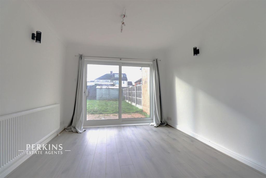 Property photo 3 of 11 Rec.Jpg