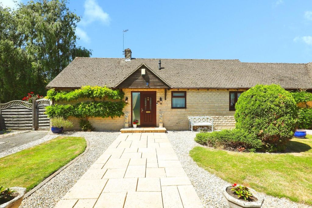 Property photo 1 of 15 Pbox-Img.Jpg