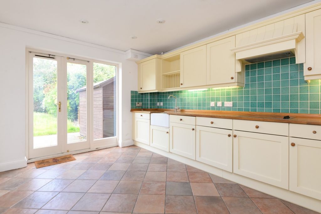 Property photo 2 of 15 4852964