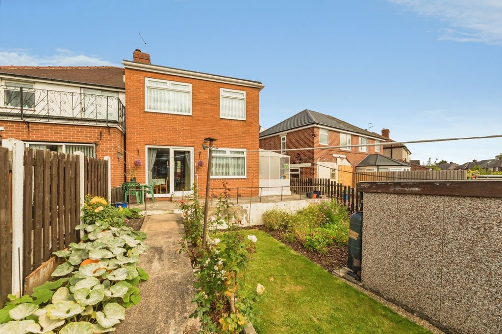 Property photo 2 of 18 Pbox-Img.Jpg