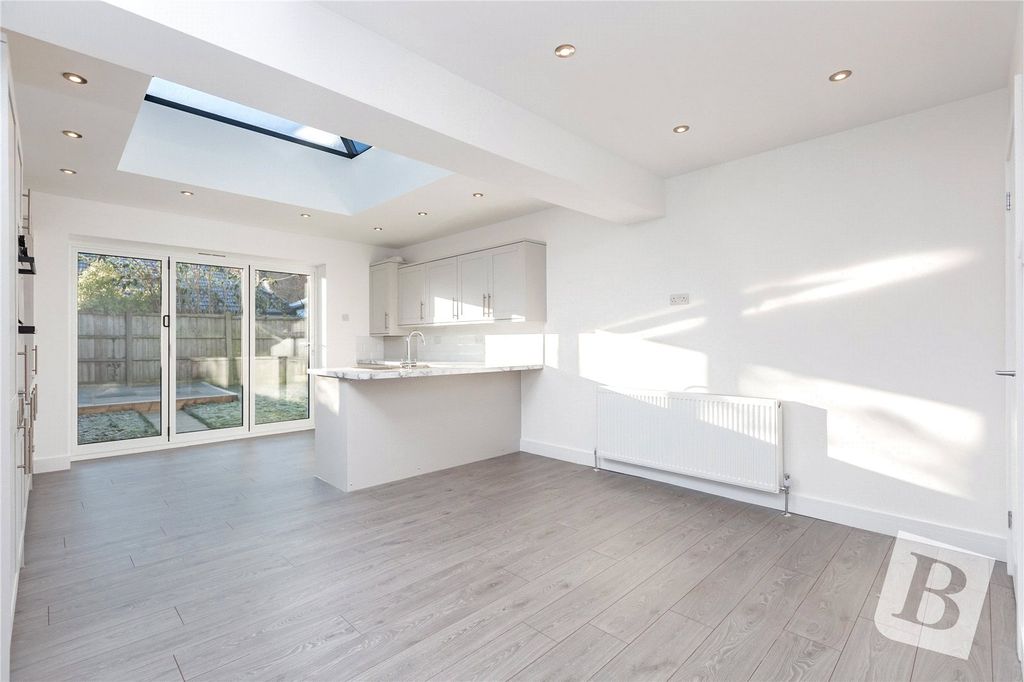 Property photo 3 of 15 Picture No. 03