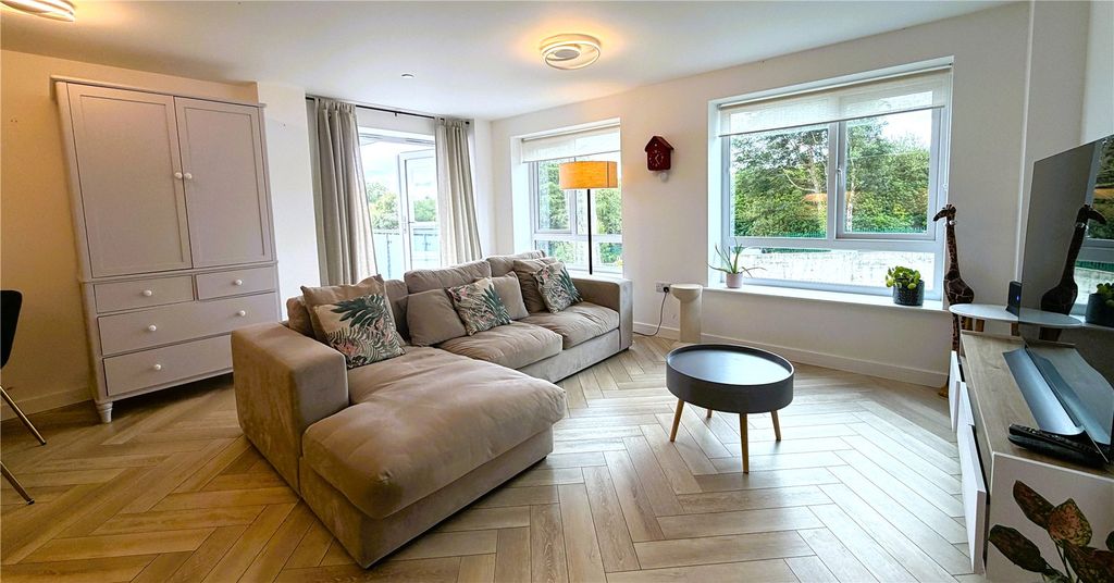 Property photo 2 of 31 Picture No. 26