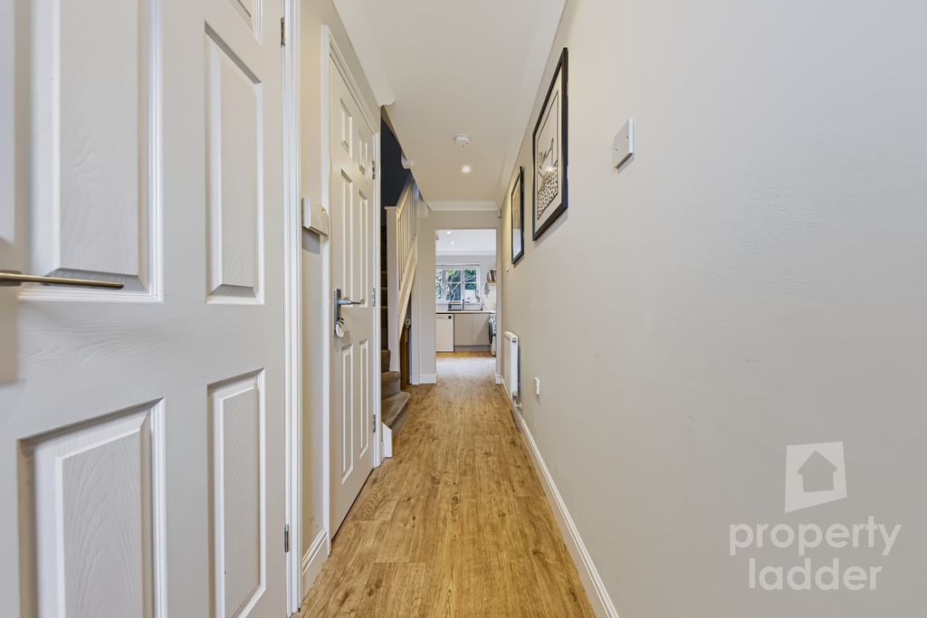 Property photo 2 of 21 Pl-10