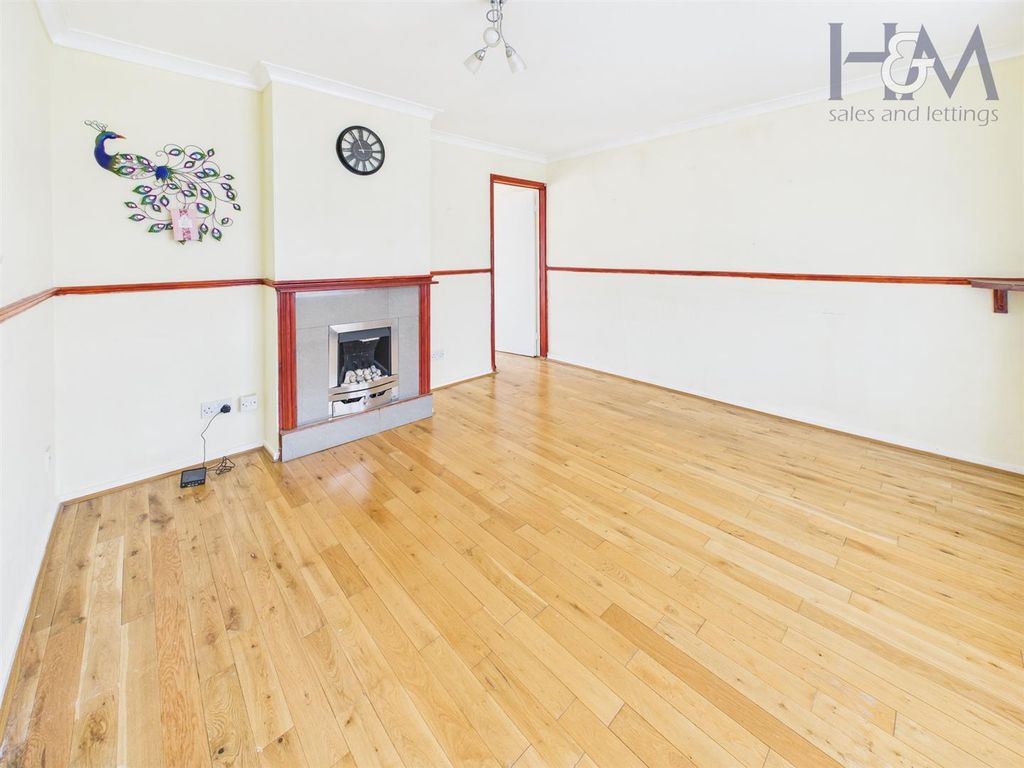 Property photo 3 of 7 Cam02804G0-Pr0361-Still006.Jpg