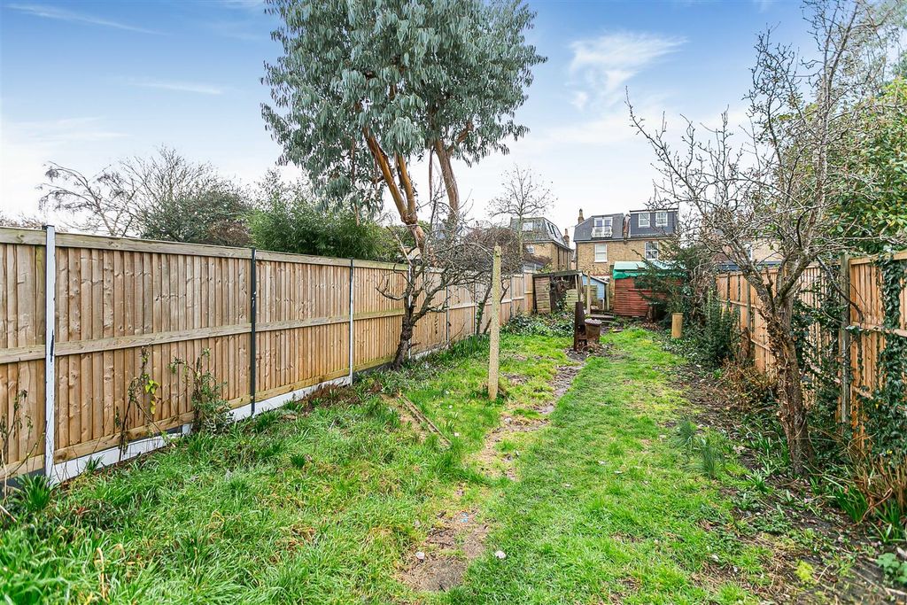 Property photo 3 of 16