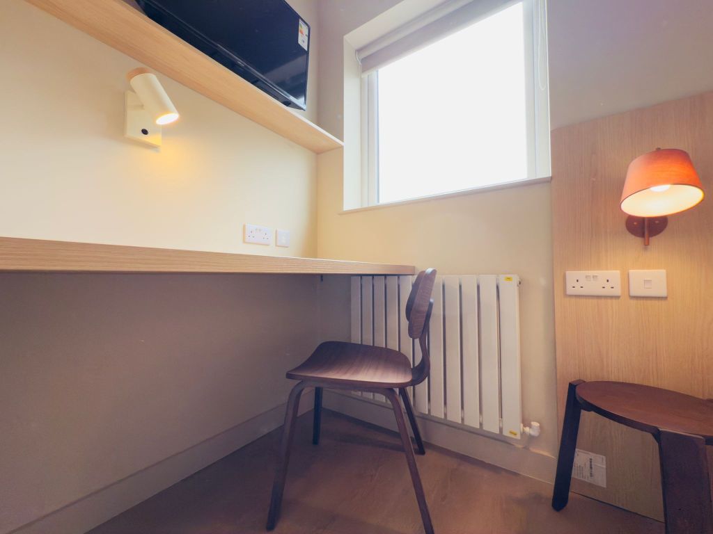 Property photo 2 of 11