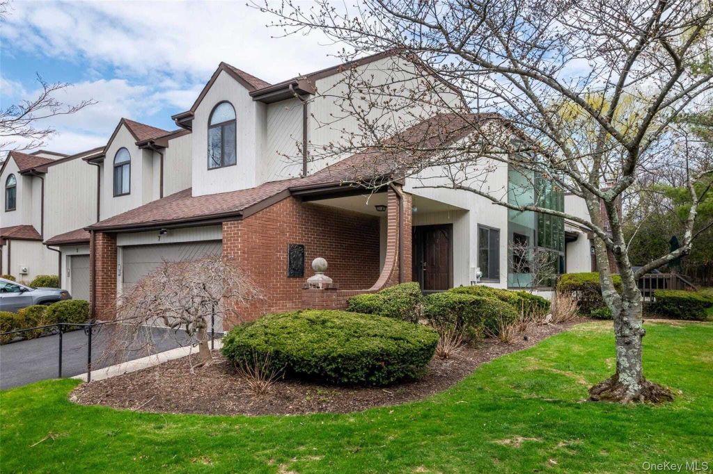 Property photo 1 of 28
