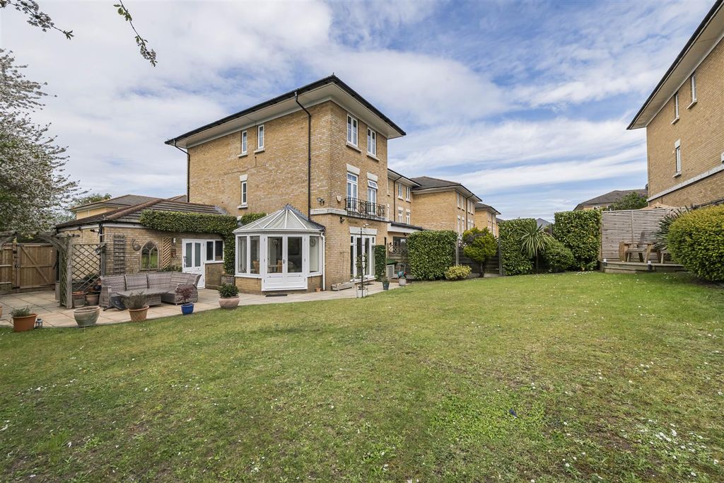 Property photo 1 of 18 11_78640.Jpg