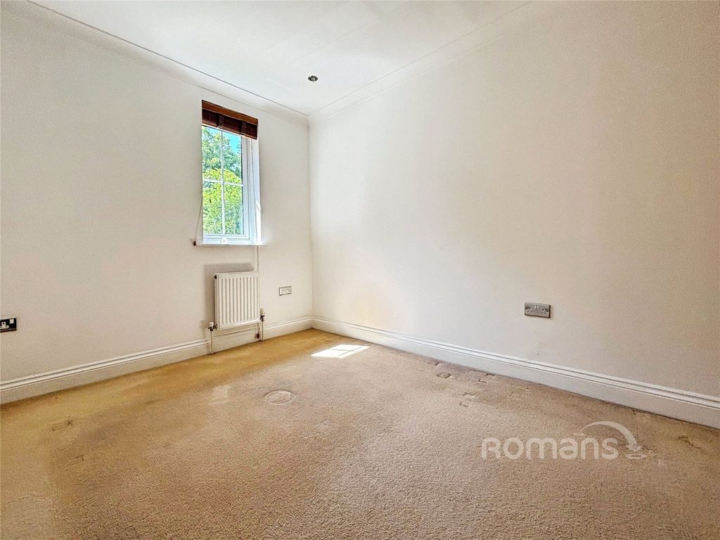 Property photo 2 of 11 Picture No. 04