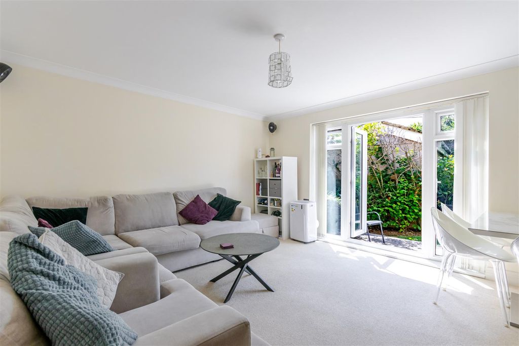 Property photo 2 of 18 Living 1.Jpg