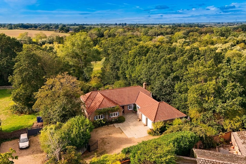 Property photo 1 of 28