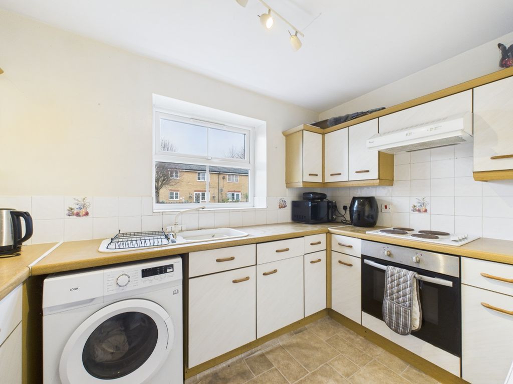 Property photo 2 of 6 4722985