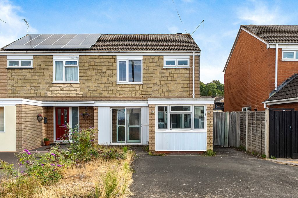 Property photo 1 of 16