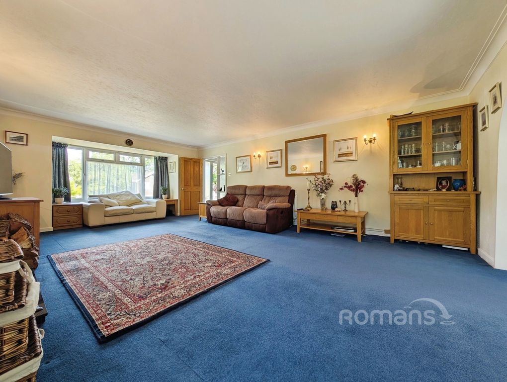 Property photo 3 of 24 Pbox-Img.Jpg
