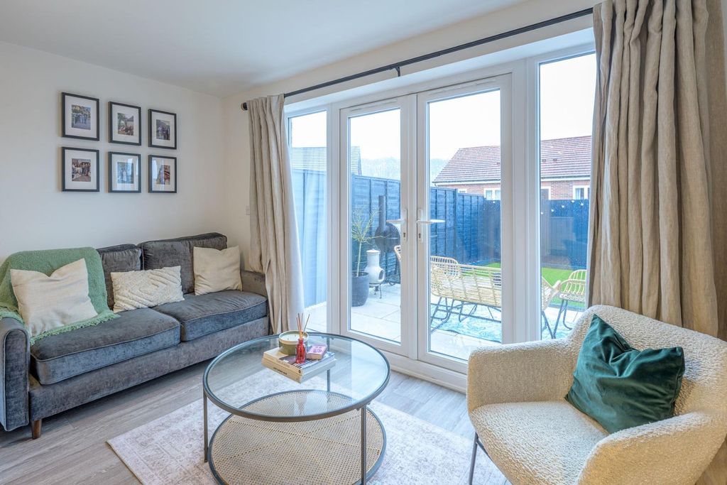 Property photo 3 of 18 _Msm0033-1.Jpg