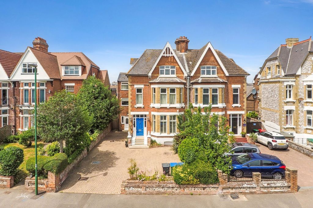 Property photo 1 of 20 Elevated Front