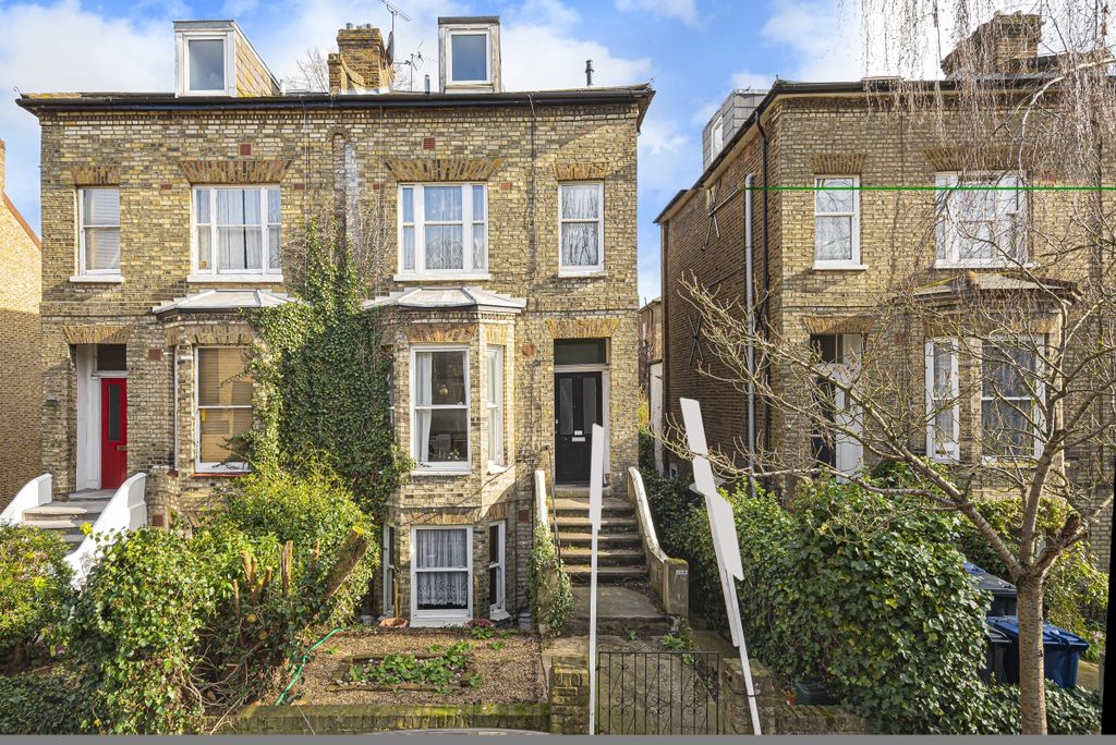 Property photo 3 of 6 581934 (1)