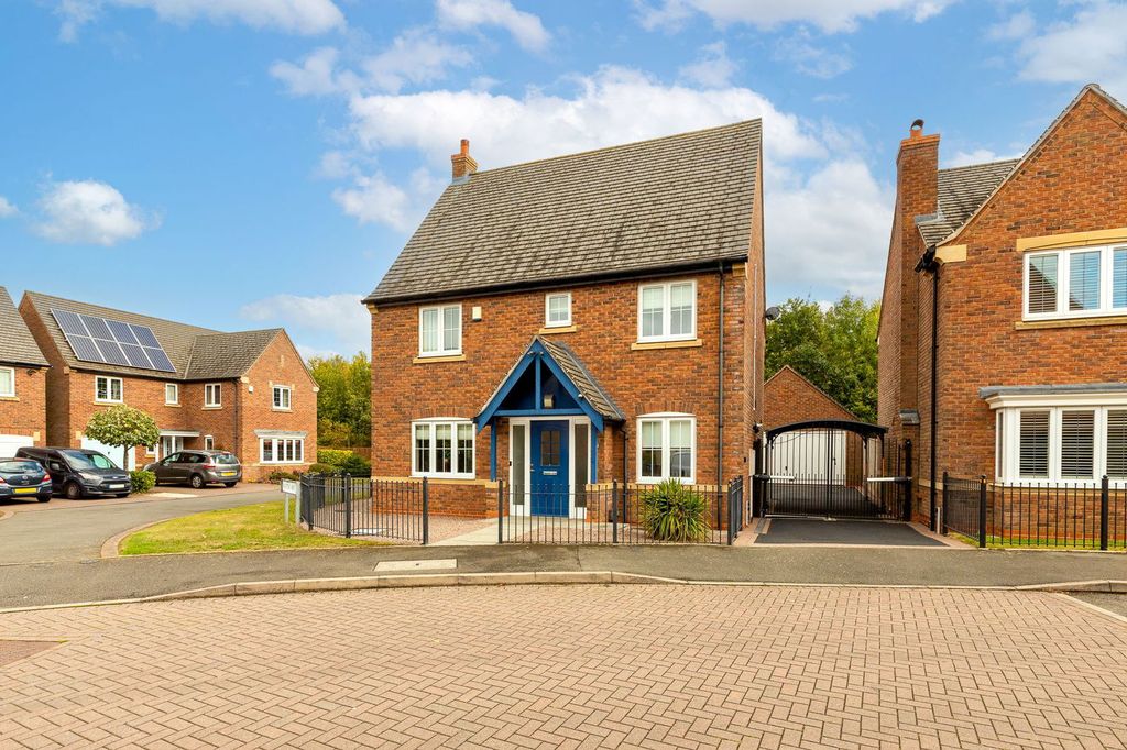 Property photo 1 of 24