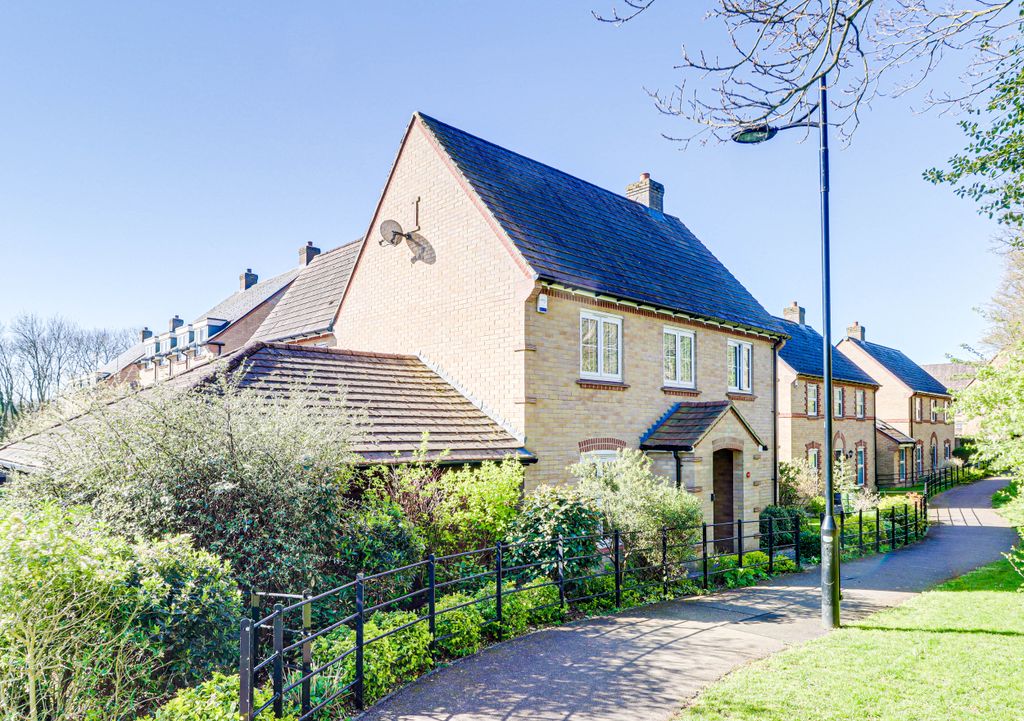 Property photo 1 of 22 Front