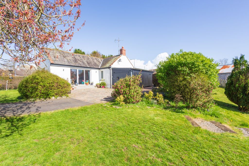 Property photo 1 of 34 External View