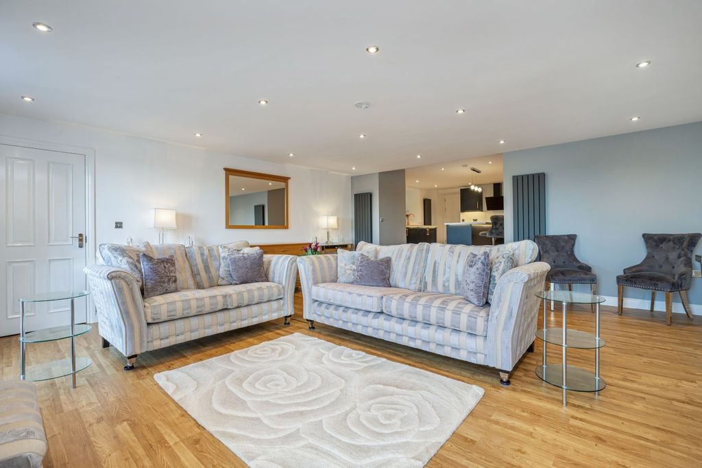 Additional image 15 of 3 bed flat for saleRidgeway Road, Torquay, Devon TQ1