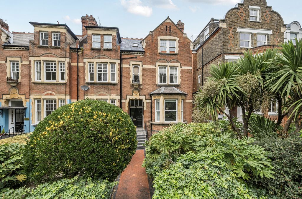 Property photo 1 of 11 1364578-1-68E685d...