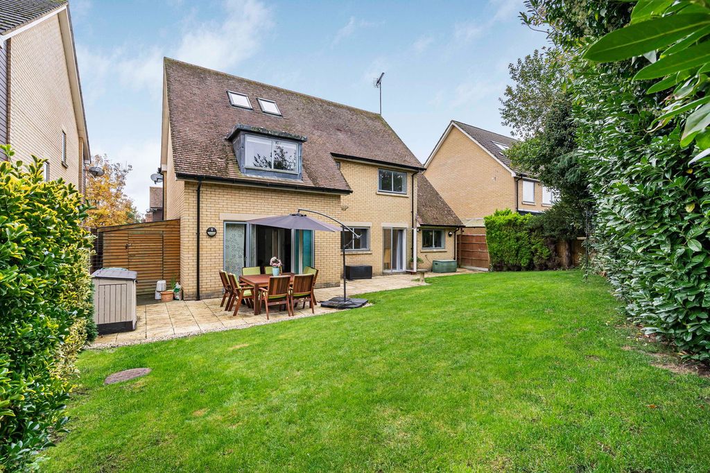 Property photo 1 of 31