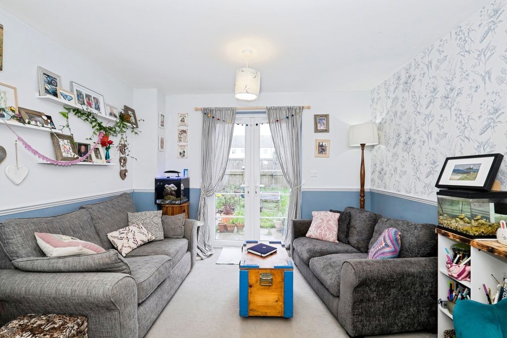 Property photo 3 of 14 Pbox-Img.Jpg