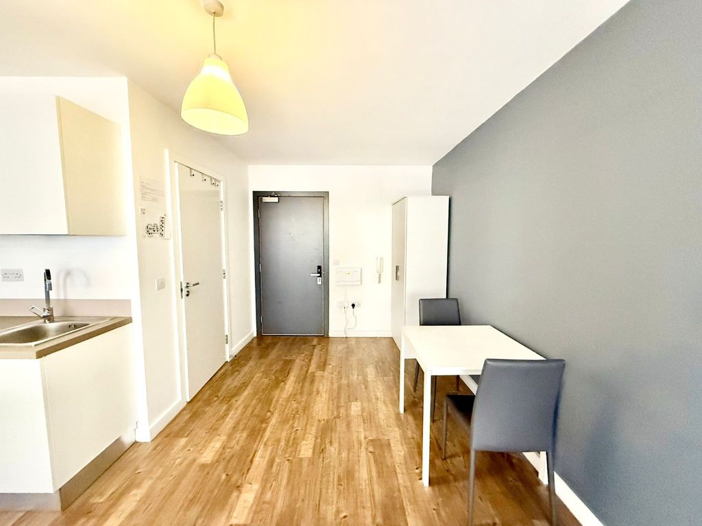 Property photo 1 of 4