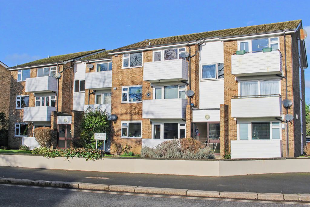 Property photo 1 of 7