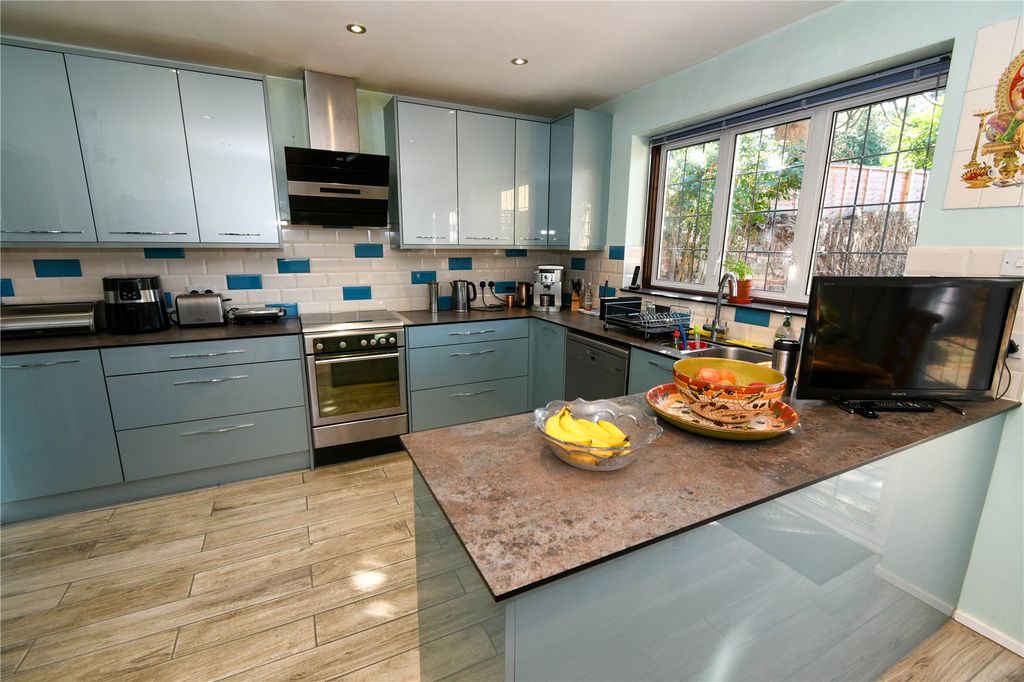 Property photo 3 of 16 Picture No. 08