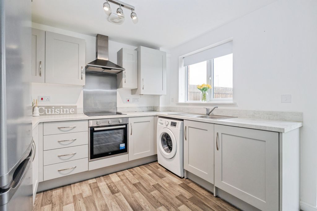 Property photo 2 of 13 Kitchen