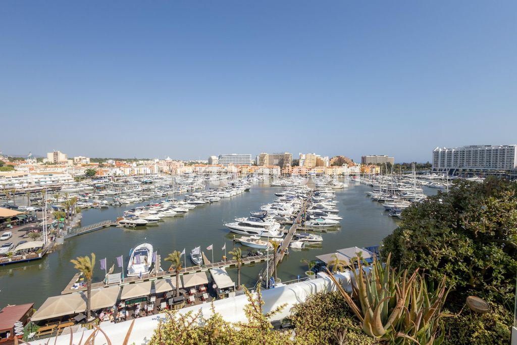 Property photo 1 of 27