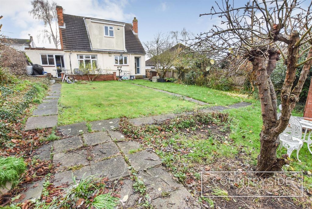 Property photo 2 of 11 Rear Garden