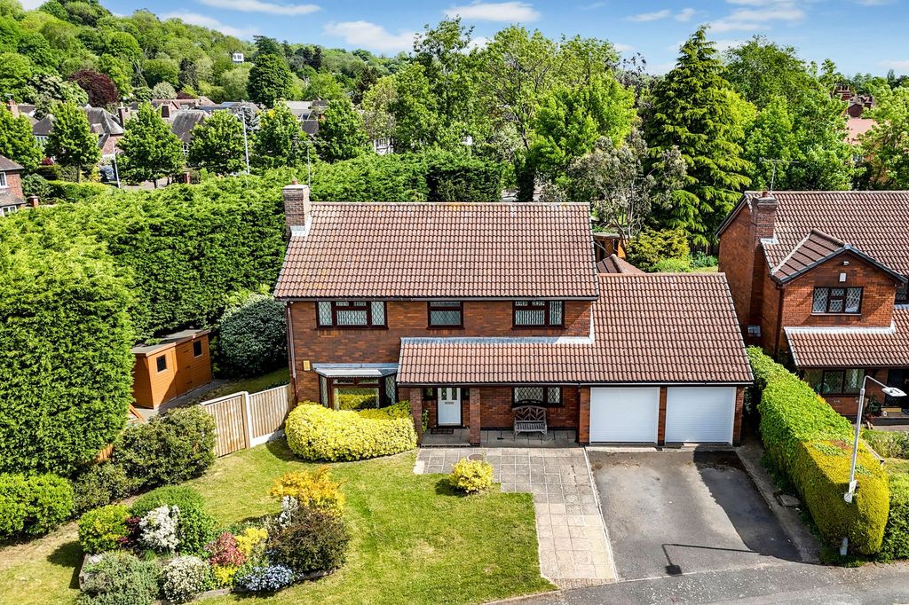 Property photo 1 of 35
