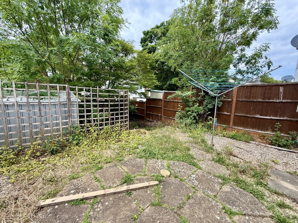 Property photo 3 of 13 Photo 8