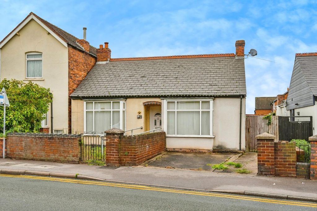 Property photo 1 of 20 81Amingtonroad2Of22.Jpg