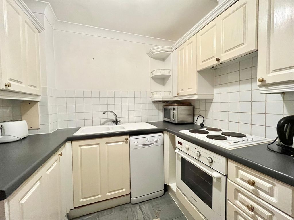 Property photo 2 of 4
