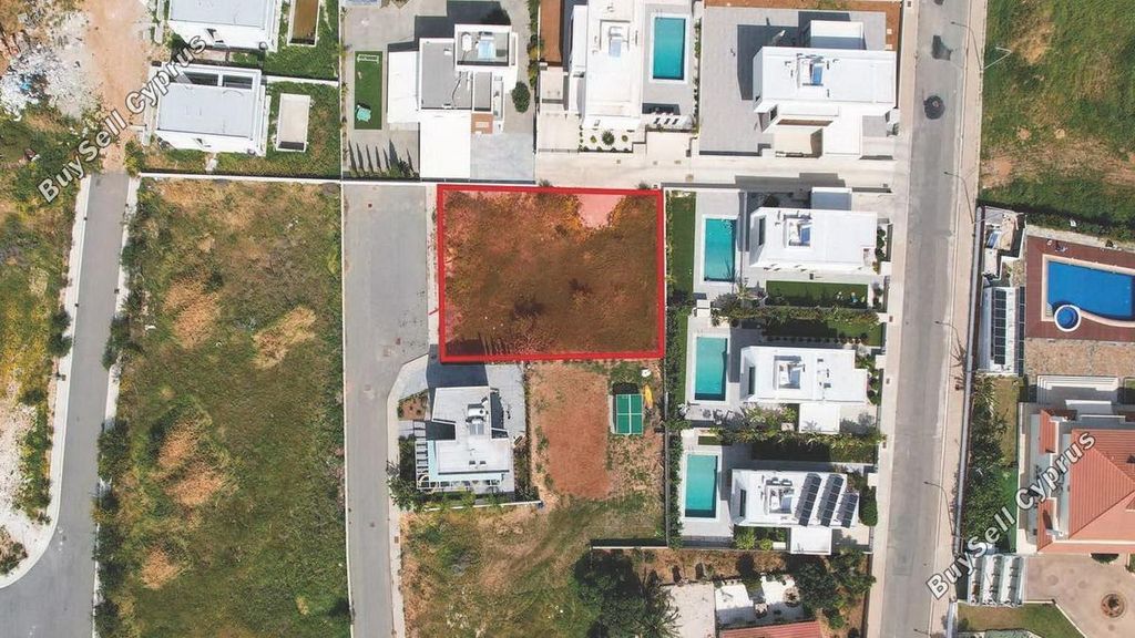 Property photo 1 of 4