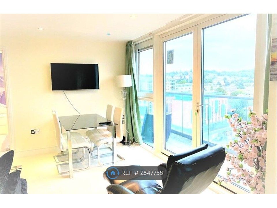 Property photo 3 of 12