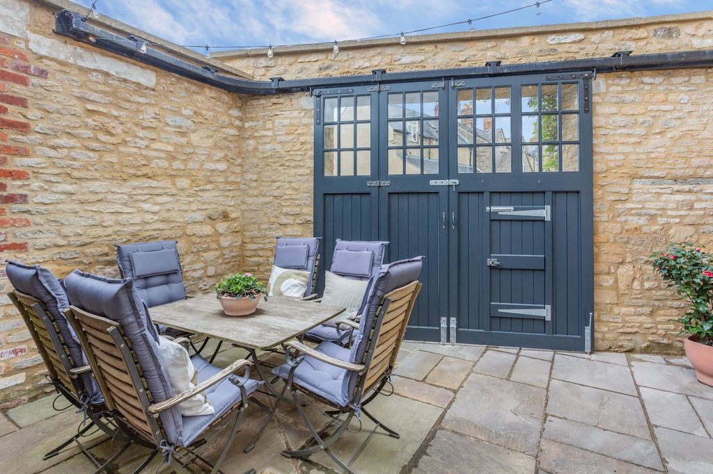 Property photo 3 of 14 Picture No. 07