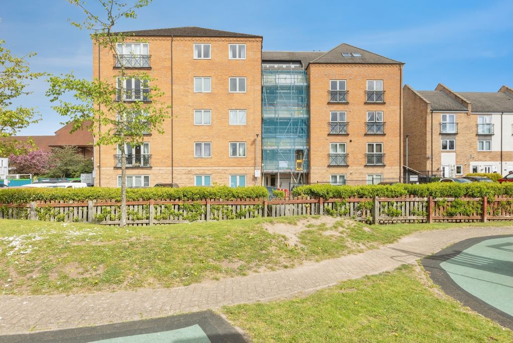 Property photo 1 of 16 Pbox-Img.Jpg