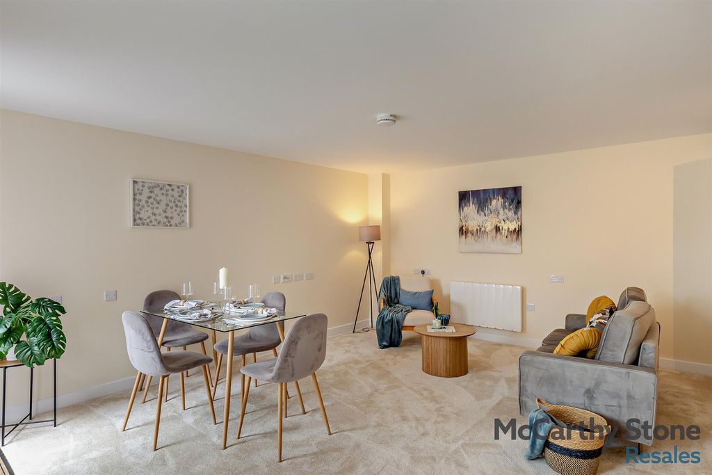 Additional image 15 of 2 bed flat for saleMonument Place, Endless Street, Salisbury SP1