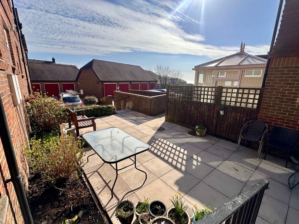 Property photo 3 of 15