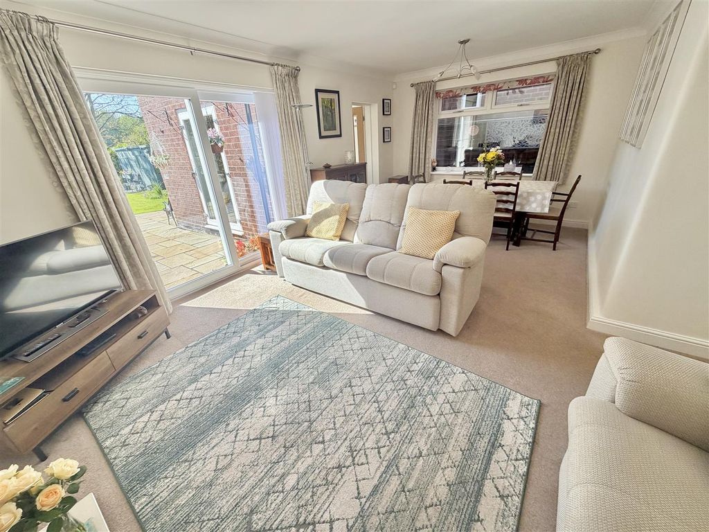 Property photo 2 of 42 Image 2