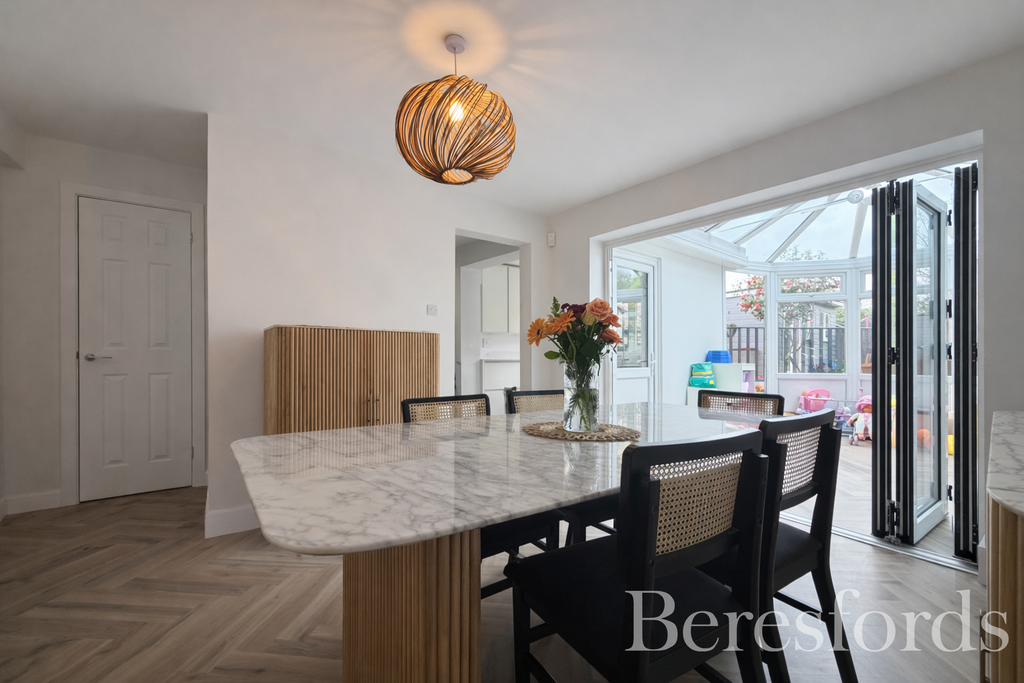 Property photo 3 of 23 Picture No. 20