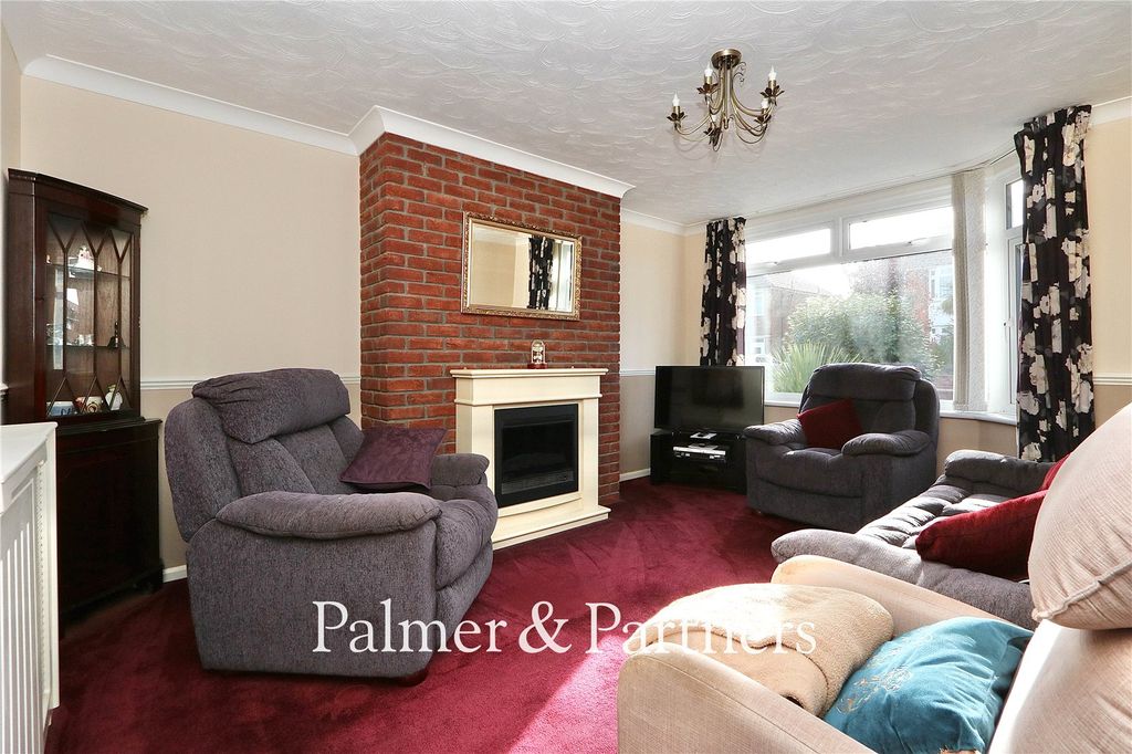 Property photo 2 of 24 Picture No. 18
