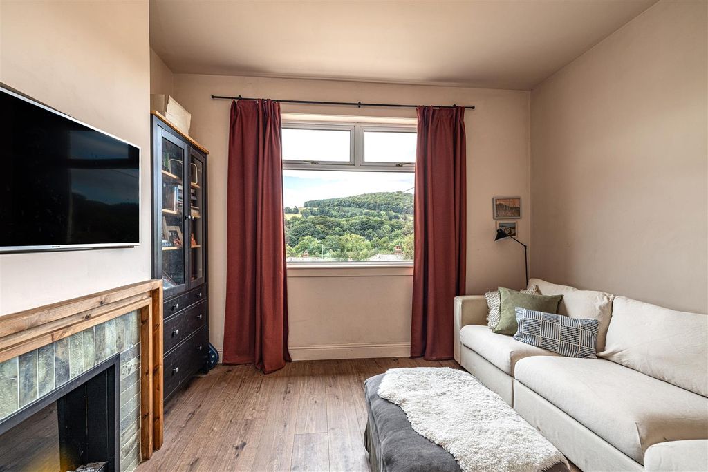 Property photo 3 of 42 4 Glenfield Terrace Galashiels 07.Jpg