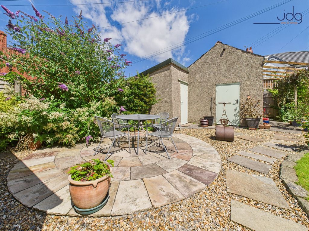 Property photo 2 of 30 Patio, Garage &amp; Workshop